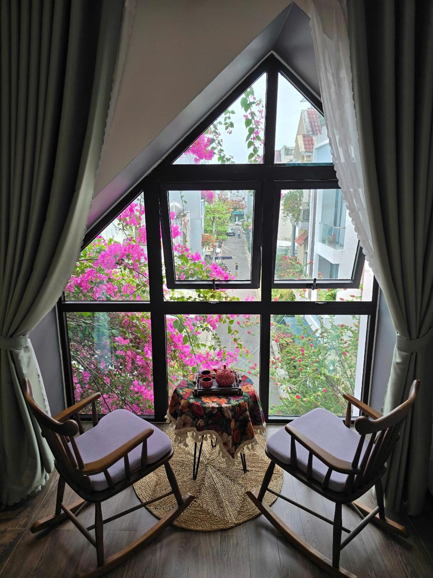 Wings House Lägenhet Da Nang Exteriör bild